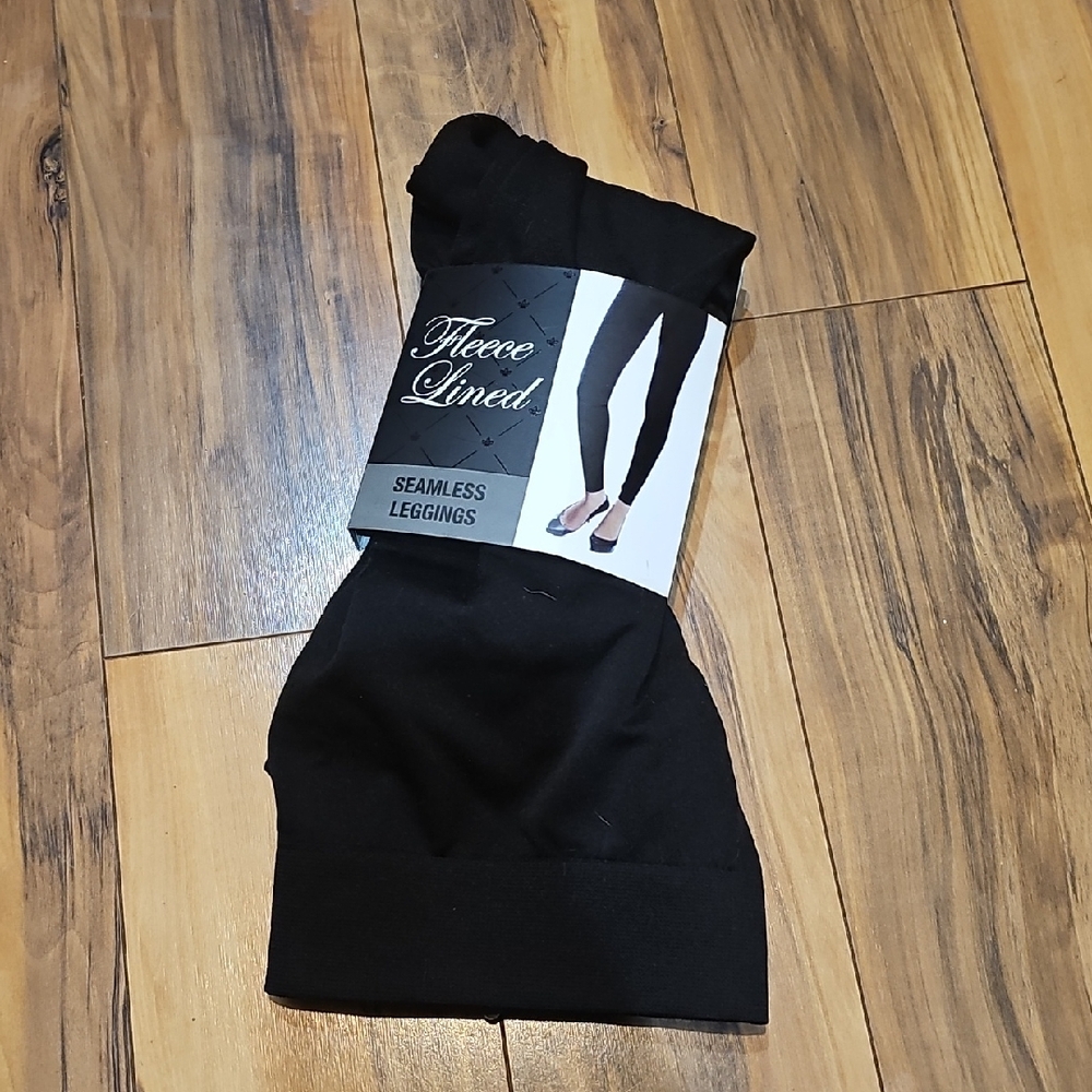 Gold Medal Women's Fleece Lined Black Seamless Leggings Size L/XL New In Package